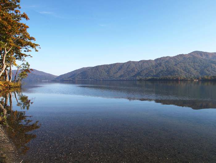 十和田湖の昼写真１