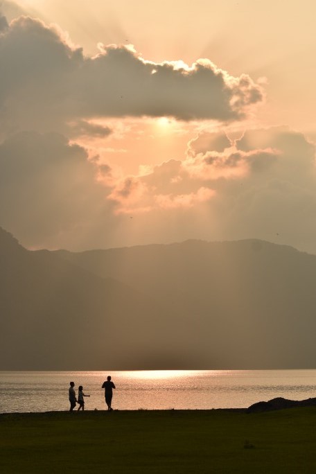 十和田湖の夕陽